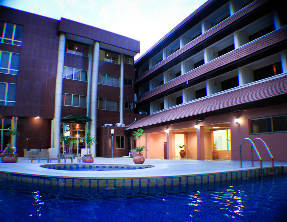 Royal Nick Hotel Lashibi Exterior foto